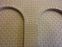 round arches, H0, high left, sandstone-red